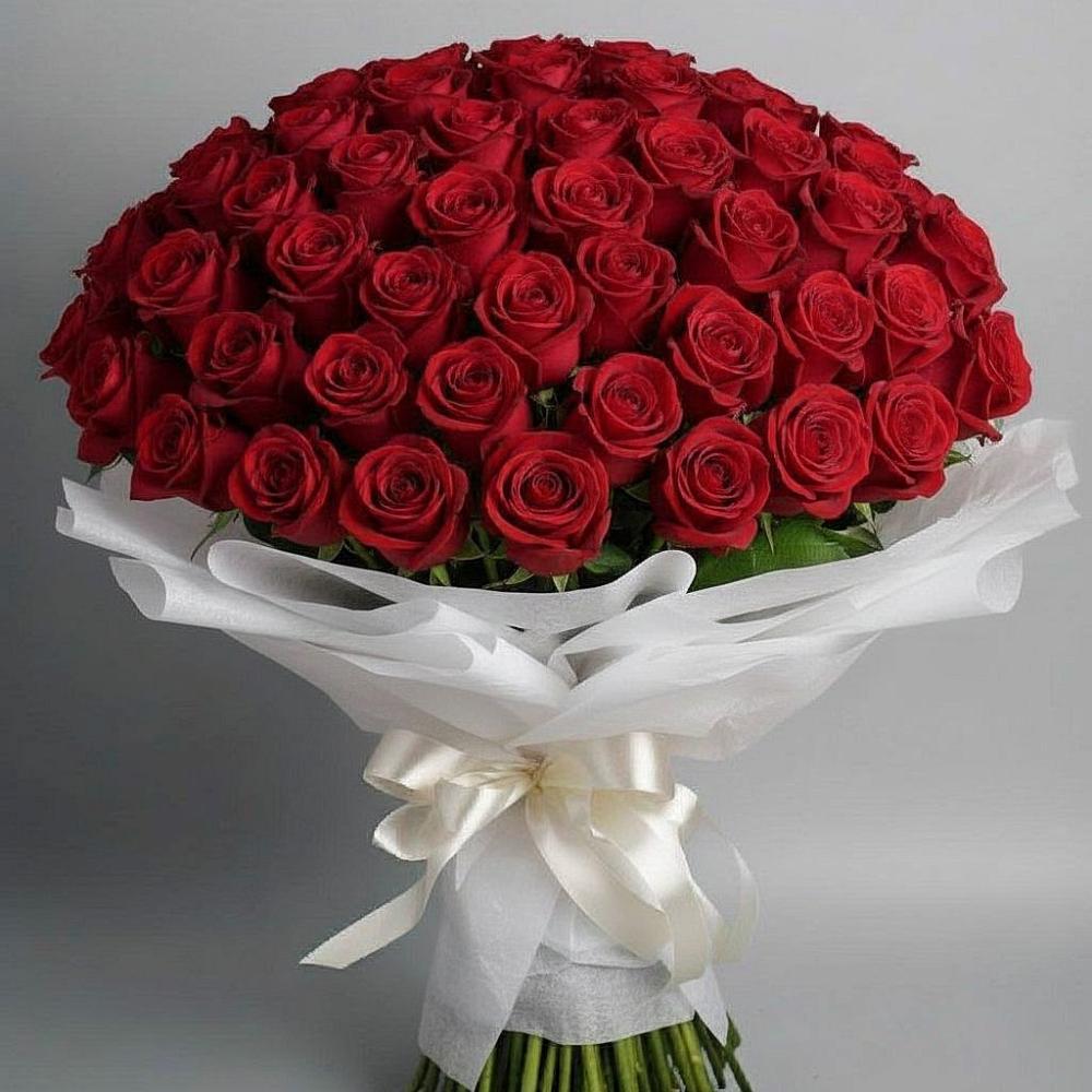 Букет 101 Красная роза Блэк Мэджик в Кратово