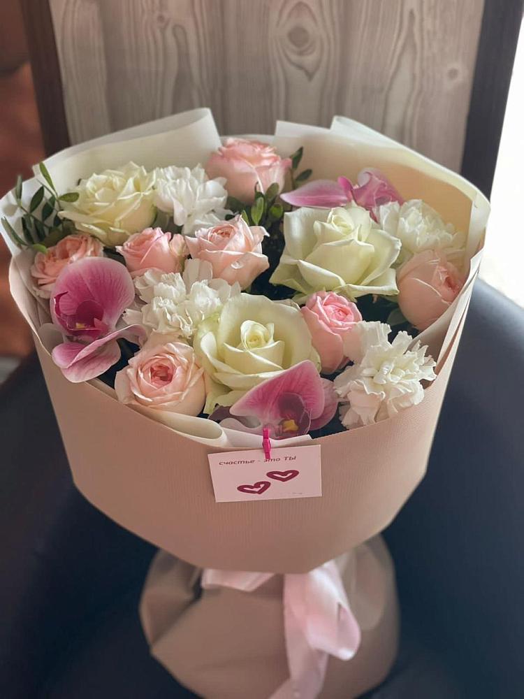 Букет цветов из: Орхидеи, Розы и Гвоздики в Кратово