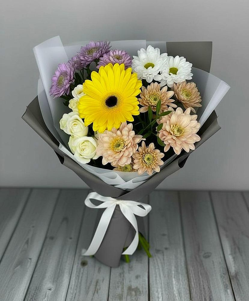 Букет цветов из: Розы, Герберы и Хризантемы в Кратово