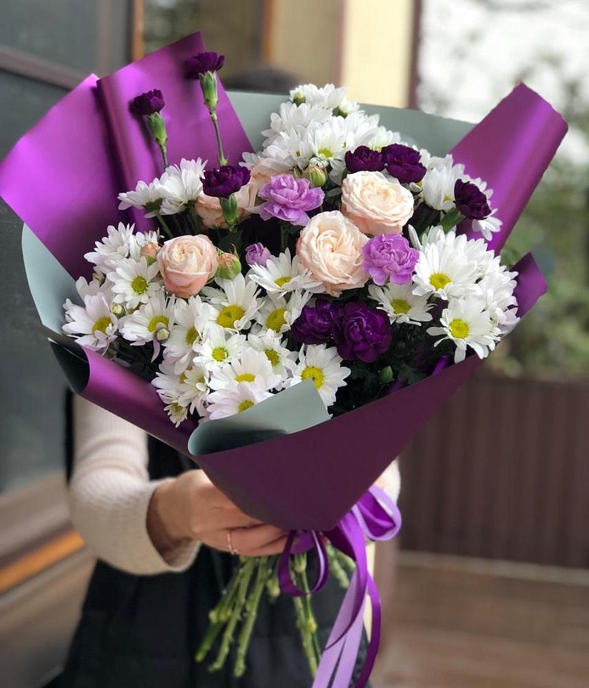 Букет цветов из: Хризантемы, Гвоздики и Розы в Кратово