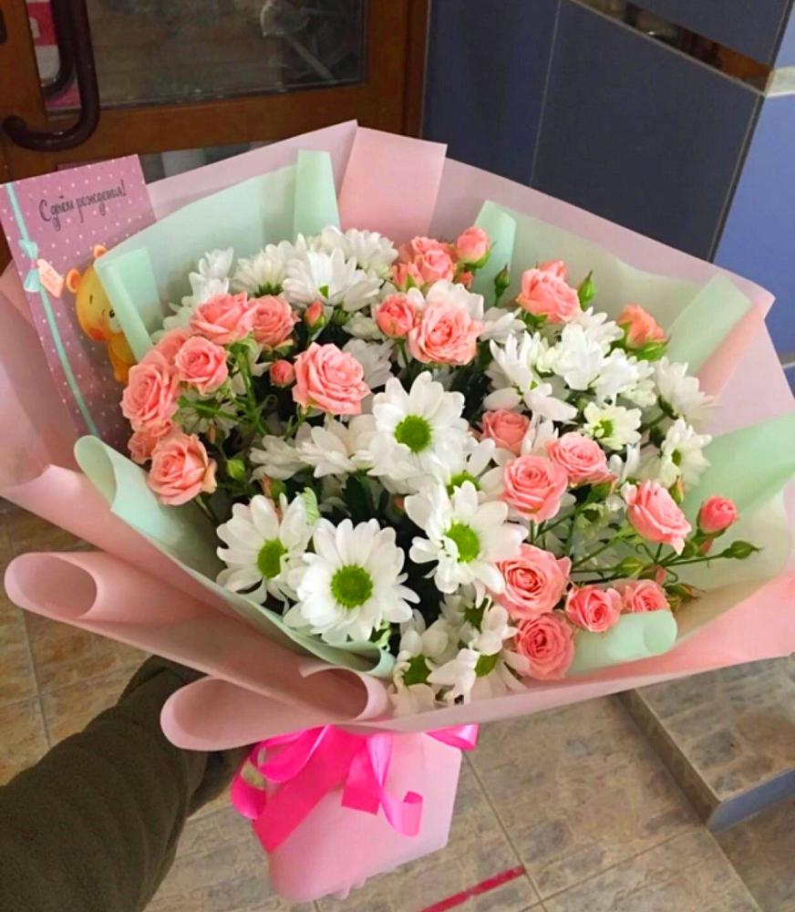 Букет цветов из: Розы и Хризантемы в Кратово