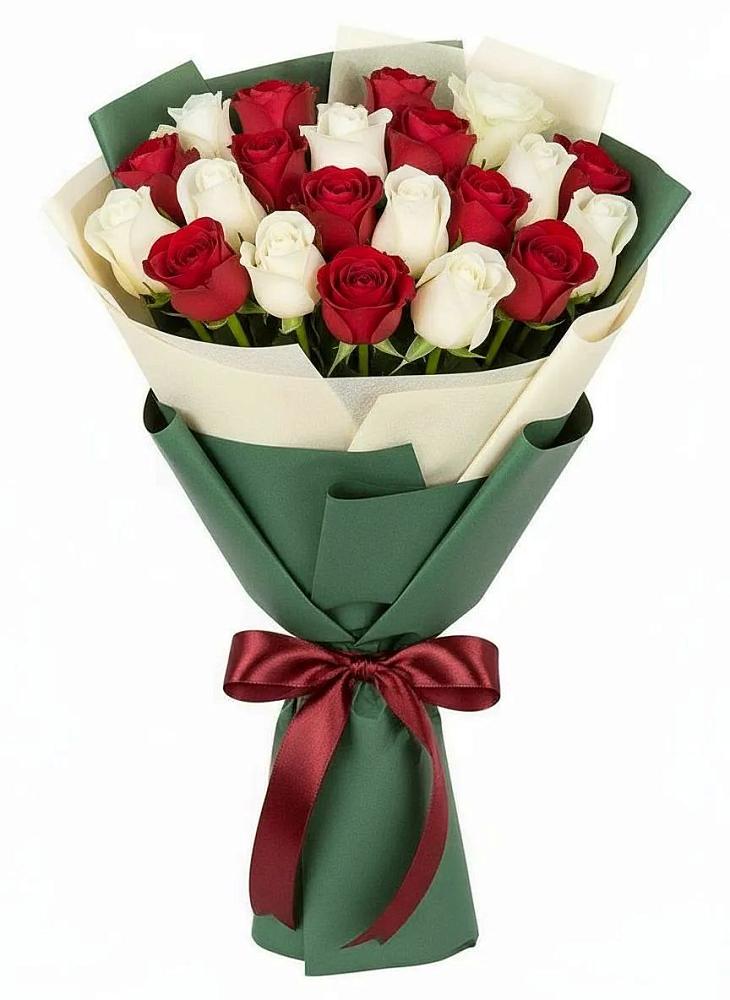 Букет Микс из красных и белых роз в Кратово