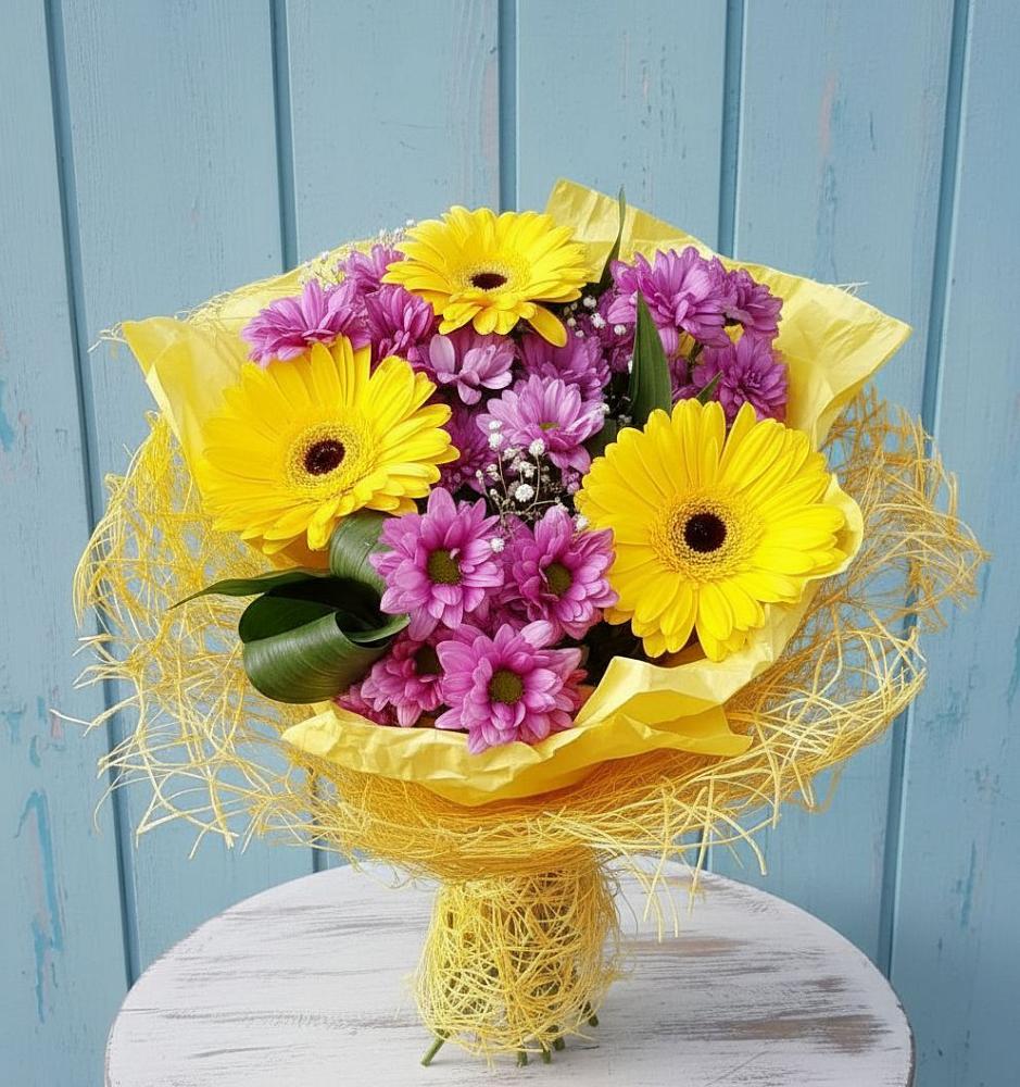 Букет цветов из: Хризантемы и Герберы в Кратово