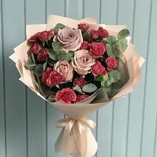 Букет цветов из:  Гвоздики и Розы #REPLACE_PRED# Кратово